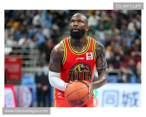 [CBA]琼斯中路持球进攻分远投手起刀落.